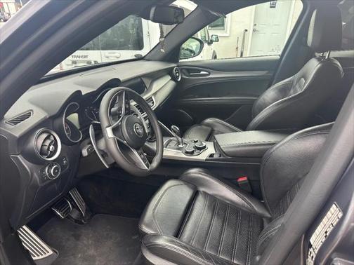 2019 Alfa Romeo Stelvio Ti Sport