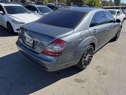 2007 Mercedes-Benz S-Class Sedan