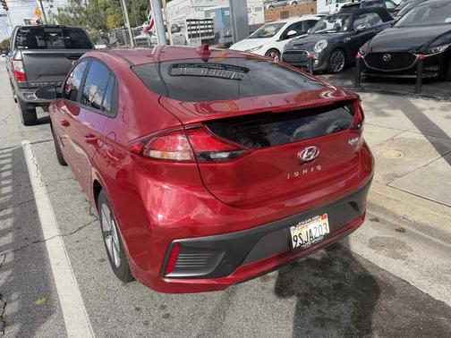 2022 Hyundai IONIQ Hybrid Blue