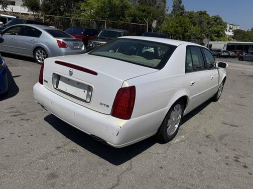 2004 Cadillac DeVille DTS