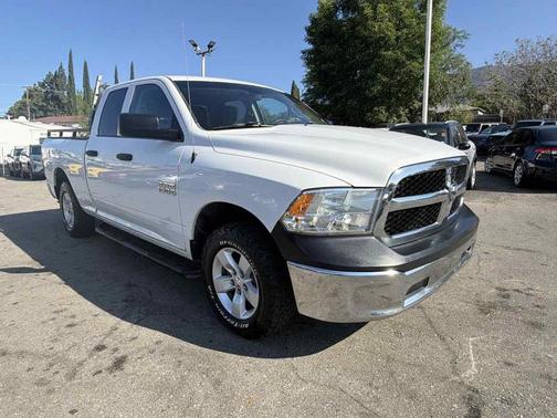 Bright White 2018 RAM 1500 ST