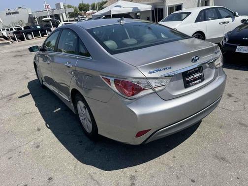 2012 Hyundai SONATA Hybrid Base