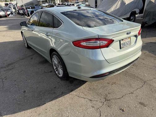 2014 Ford Fusion Hybrid SE