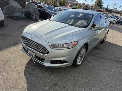 2014 Ford Fusion Hybrid SE