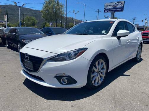 Photo 3 of 22 of 2014 Mazda Mazda3 s Touring