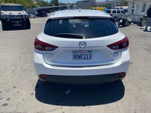Photo 5 of 22 of 2014 Mazda Mazda3 s Touring