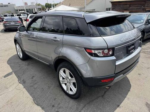 Orkney Gray Metallic 2014 Land Rover Range Rover Evoque Pure