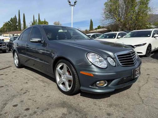 Gray 2009 Mercedes-Benz E-Class Luxury Sedan