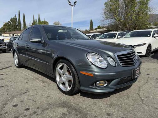 2009 Mercedes-Benz E-Class Luxury Sedan