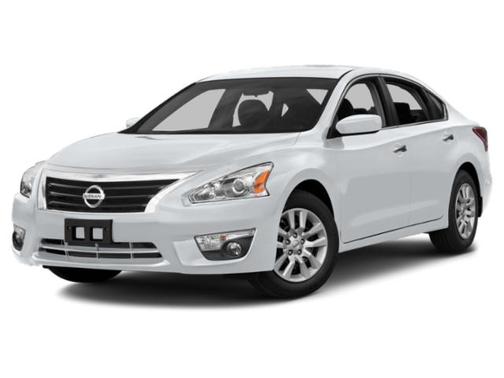 Solid White 2015 Nissan Altima 2.5 S