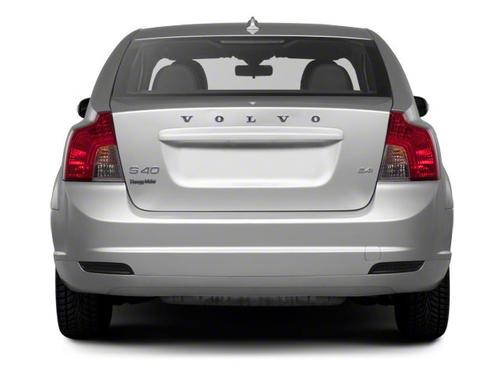 2010 Volvo S40 2.4i