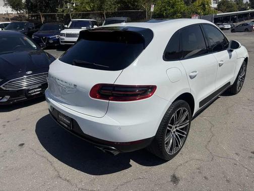 2017 Porsche Macan S