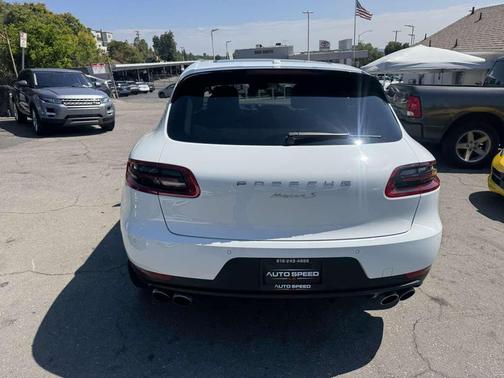 2017 Porsche Macan S