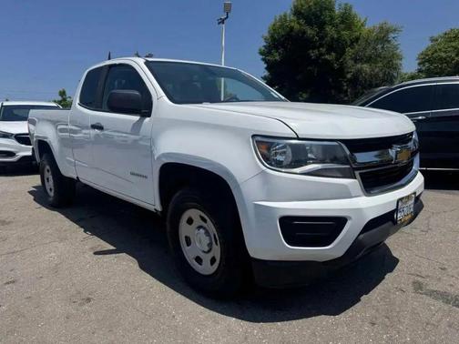Summit White 2018 Chevrolet Colorado WT