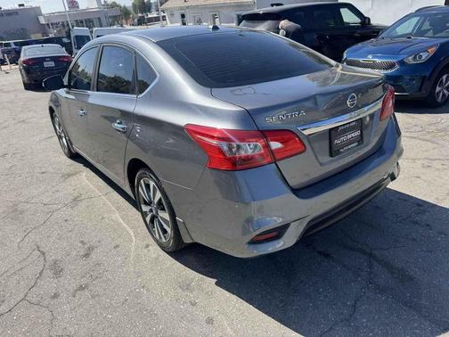 Gun Metallic 2018 Nissan Sentra SL