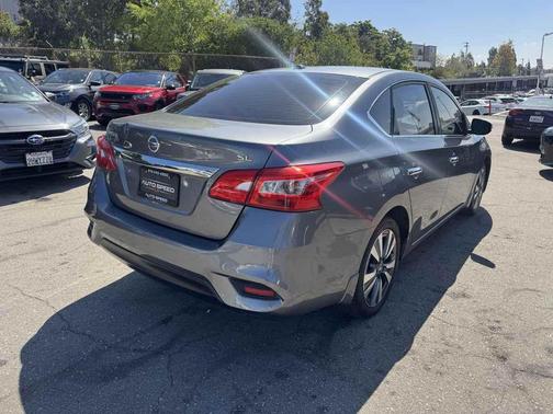 Gun Metallic 2018 Nissan Sentra SL