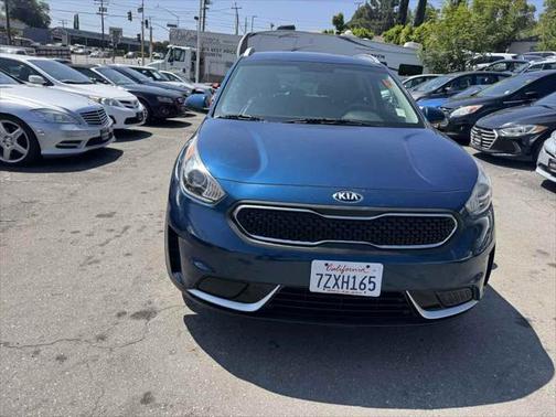 2017 Kia Niro LX