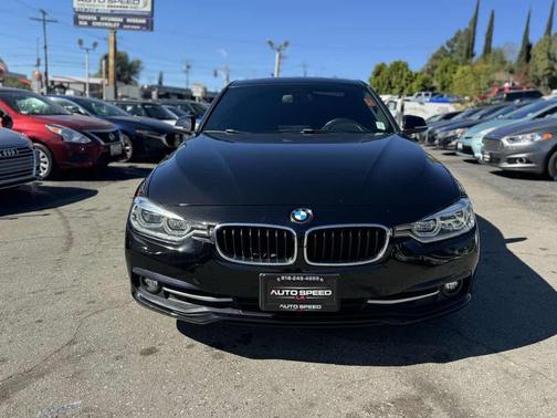 2018 BMW 330 330i