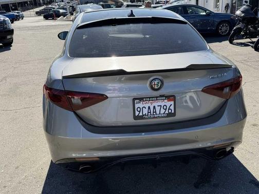 2017 Alfa Romeo Giulia Base