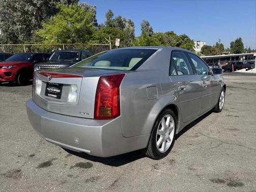 2004 Cadillac CTS Base
