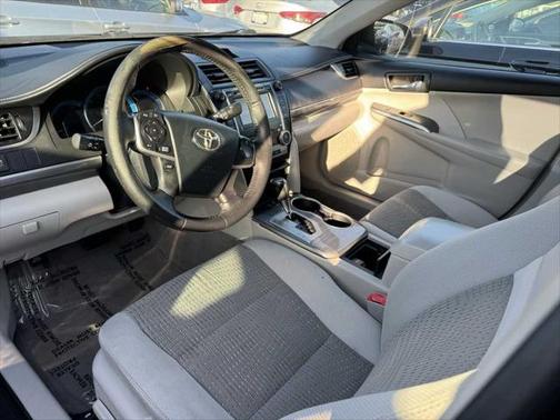 2013 Toyota Camry Hybrid LE