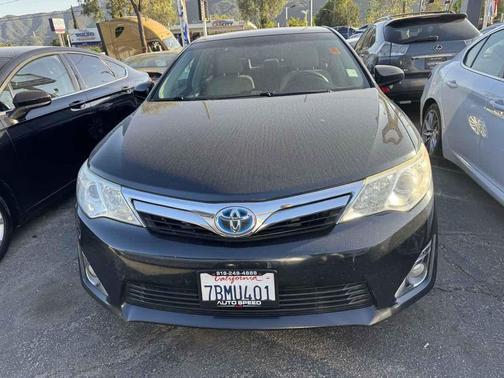 2013 Toyota Camry Hybrid LE