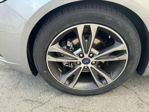 2020 Ford Fusion Titanium