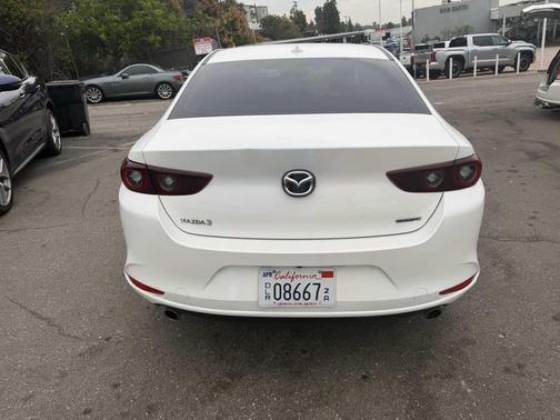 2022 Mazda Mazda3 FWD w/Premium Package