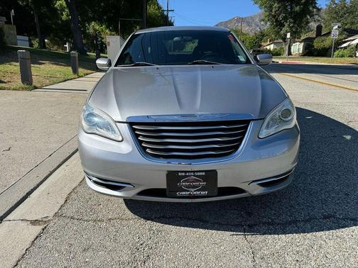 2013 Chrysler 200 LX