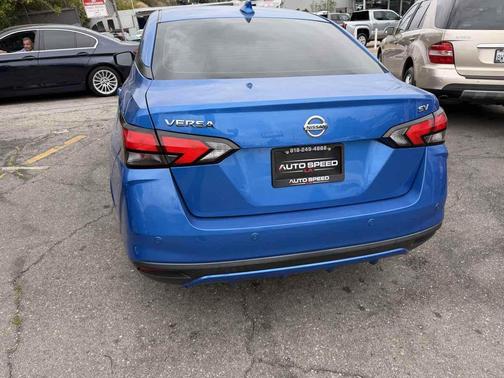 Electric Blue Metallic 2021 Nissan Versa 1.6 SV