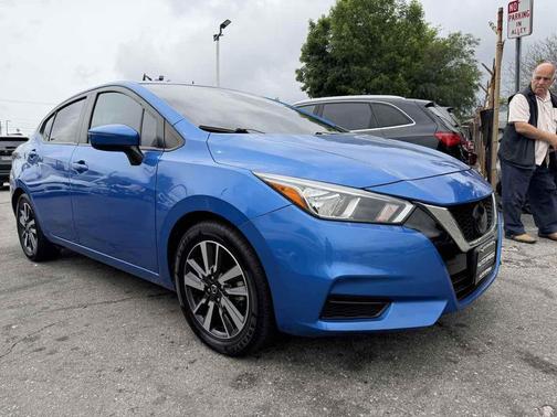 Electric Blue Metallic 2021 Nissan Versa 1.6 SV