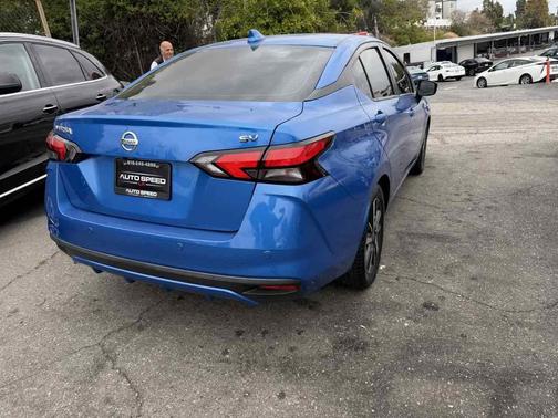 Electric Blue Metallic 2021 Nissan Versa 1.6 SV