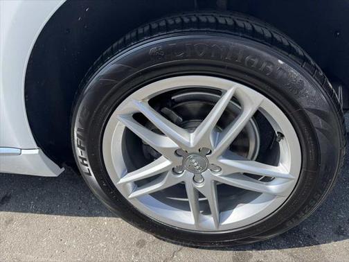 2016 Audi Q5 2.0T Premium Plus