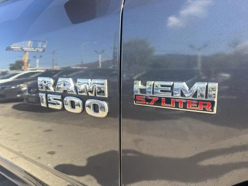 2017 RAM 1500 Tradesman/Express