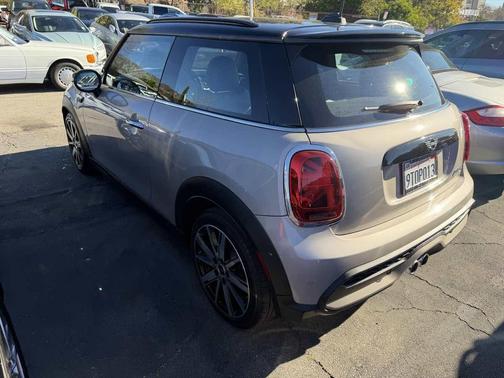 2022 MINI Hardtop Cooper S
