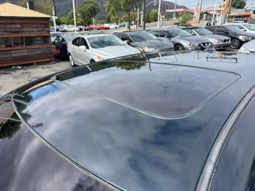 2017 Toyota Camry Hybrid LE