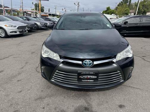 2017 Toyota Camry Hybrid XLE