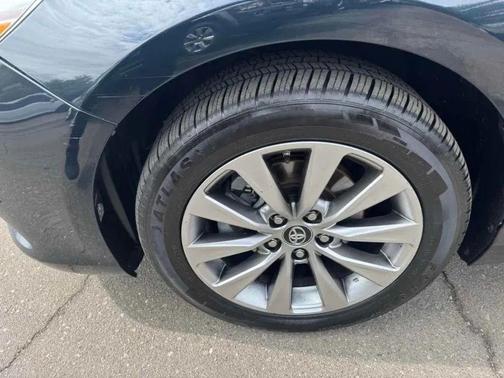 2017 Toyota Camry Hybrid LE