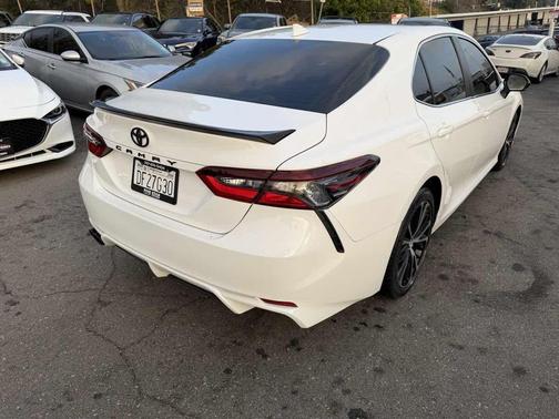 2021 Toyota Camry LE