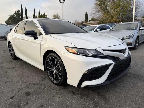 2021 Toyota Camry LE