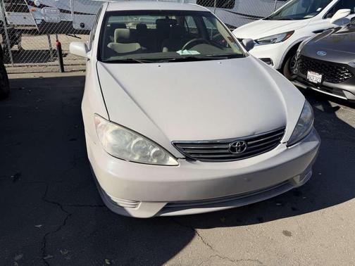 2005 Toyota Camry SE