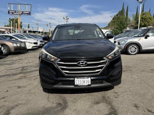 2016 Hyundai TUCSON SE
