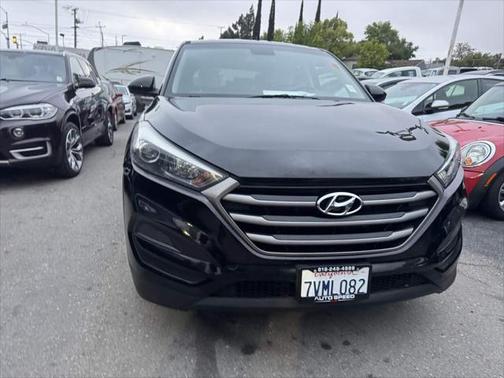2016 Hyundai TUCSON SE