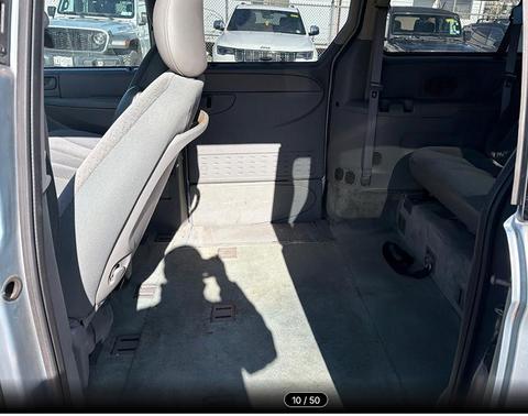 2005 Dodge Grand Caravan SE