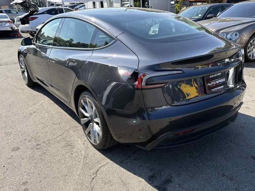 2024 Tesla Model 3 Long Range