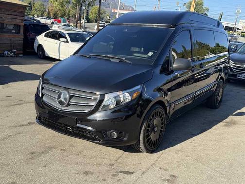 2018 Mercedes-Benz Metris Base