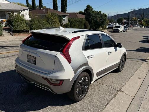 2023 Kia Niro EV Wave
