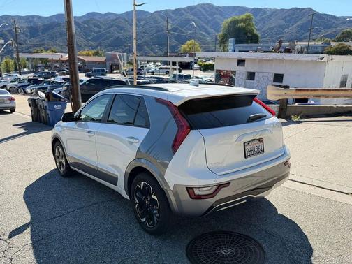 2023 Kia Niro EV Wave