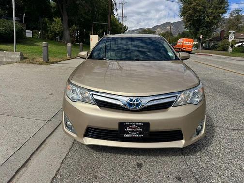2012 Toyota Camry Hybrid XLE