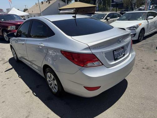 Ironman Silver Metallic 2017 Hyundai Accent SE